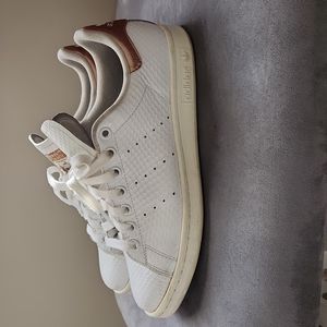 Adidas Sam Smith Tennis Shoes